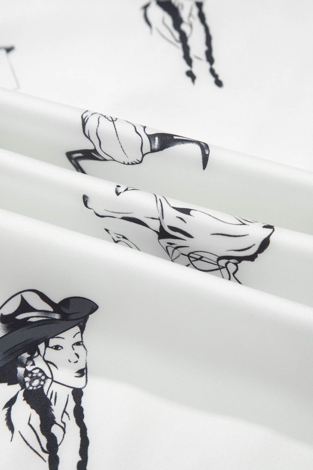 White and Black Western Print Satin Long Skirt