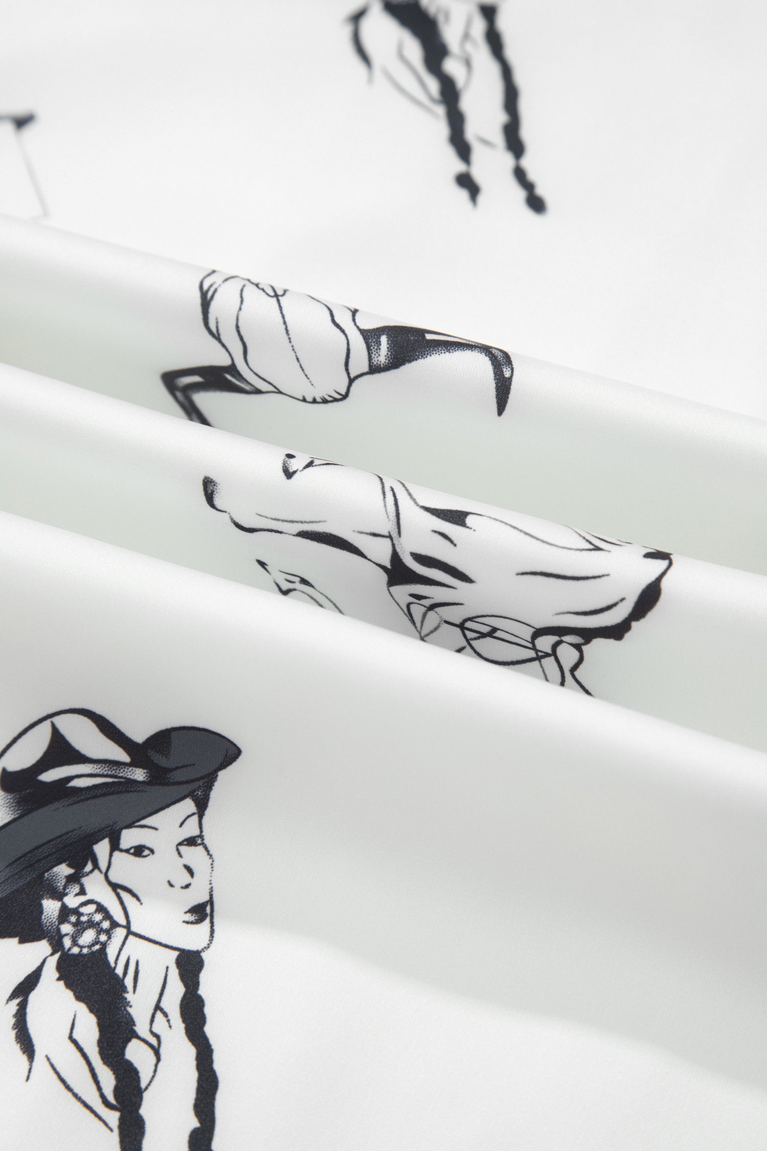 White and Black Western Print Satin Long Skirt