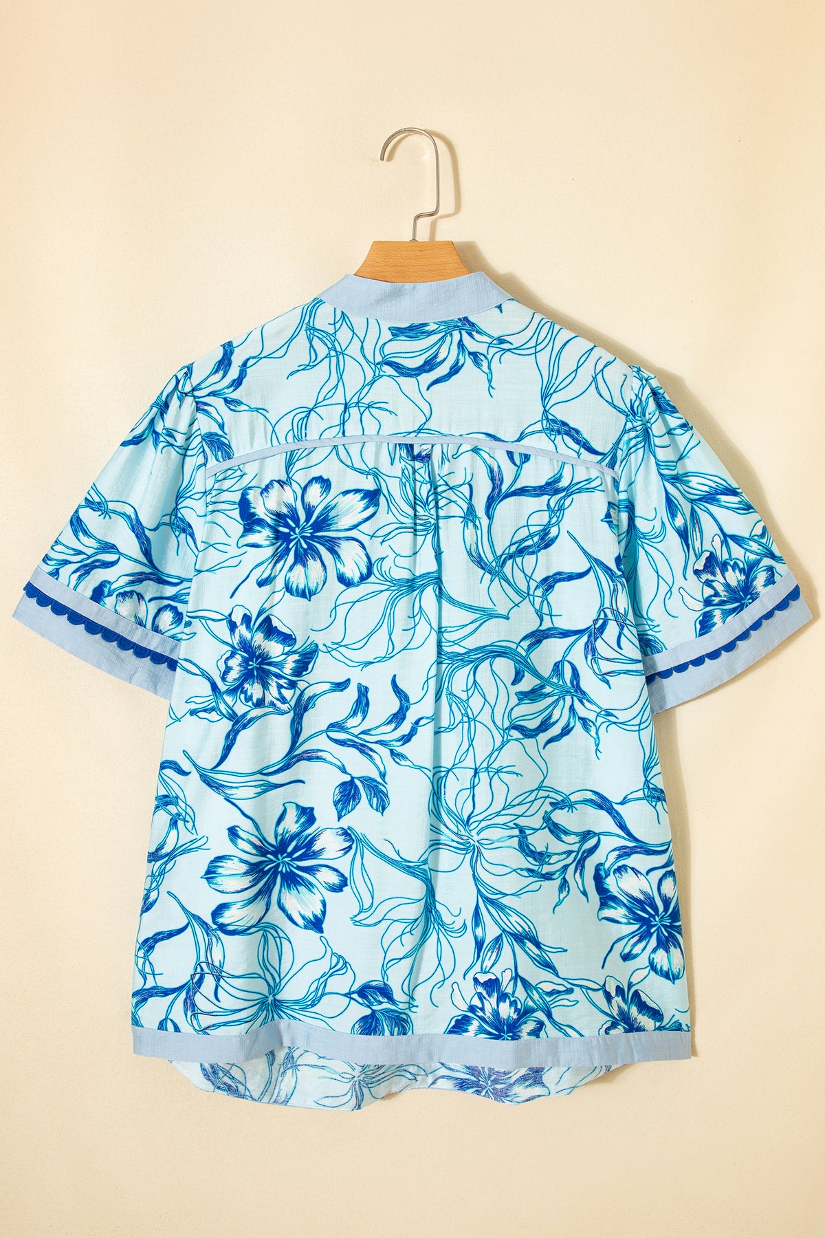 Sky Blue Plus Size Scalloped Trim Floral Short Sleeve Blouse